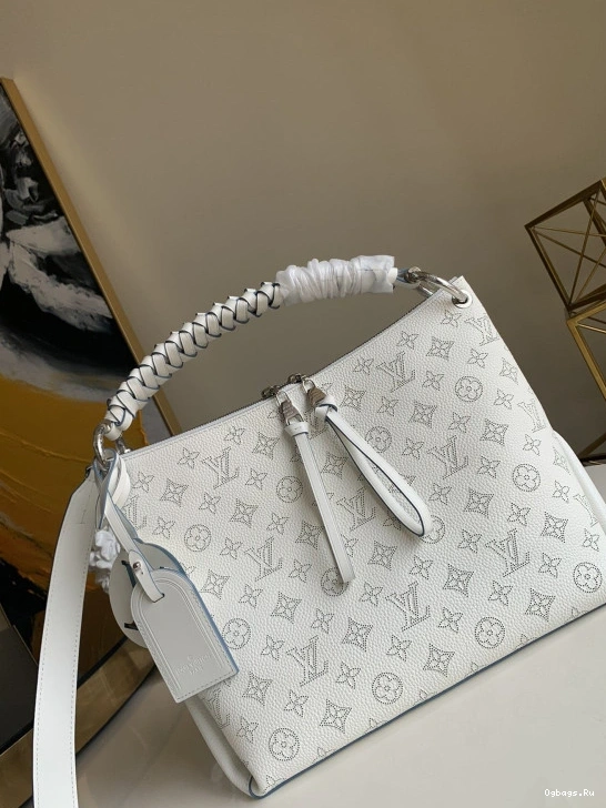 LOUIS VUITTON HOBO BEAUBOURG MM 0108